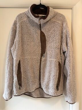 Men’s Cozy Sherpa Zip-Up Jacket - Taupe with Brown Trim